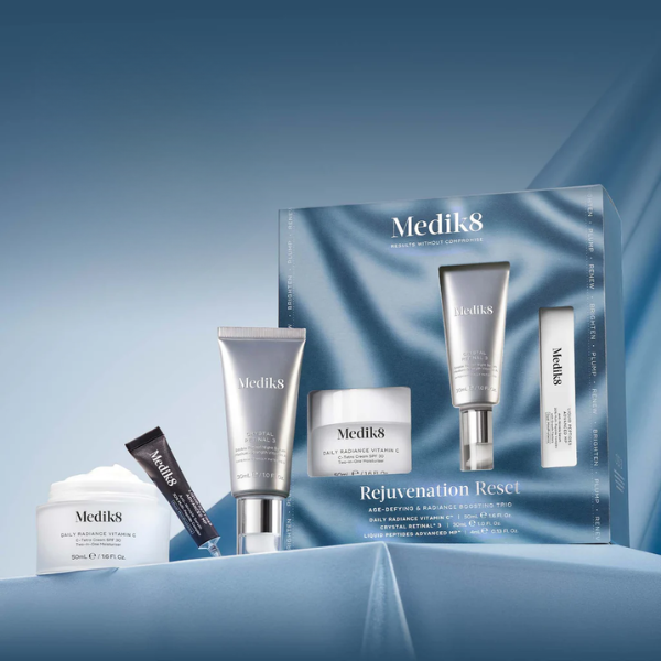 Medik8 Rejuvenation Reset Coffret Antienvelhecimento & Luminosidade