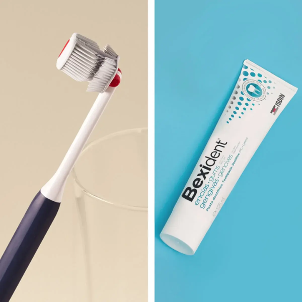 Bexident Balene Escova Dentes Média
