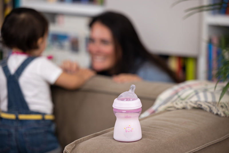 Chicco Biberão Anticólicas Natural Feeling 2M+ 250ml Fluxo Médio