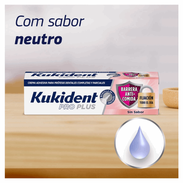 Kukident Pro Plus Sem Sabor Barreira Anti-Comida Creme Fixador Próteses Dentárias
